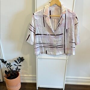 Babaton Cropped Jazzy Button Down Blouse